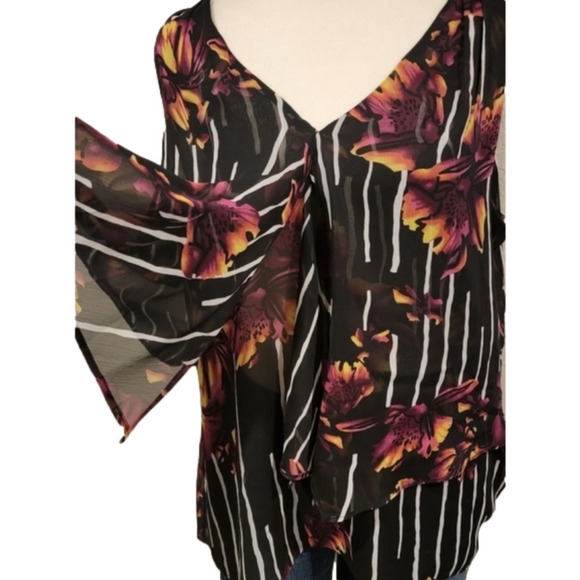 Milano Sleeveless Open Flap Floral/Striped Flowy Top Size L - Picture 5 of 10